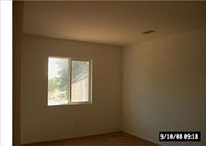 4th image of 18444 Hillview Ln