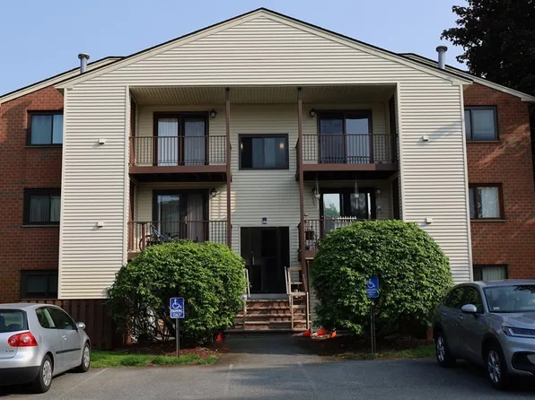 189 Littleton Rd Unit 11, Chelmsford, MA 01824