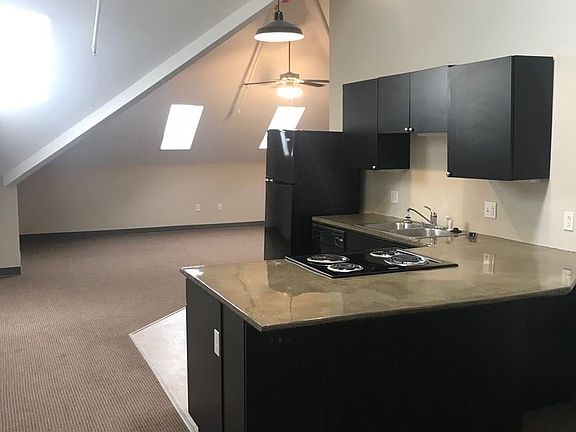 3rd image of 1040 Orville Ave APT 305