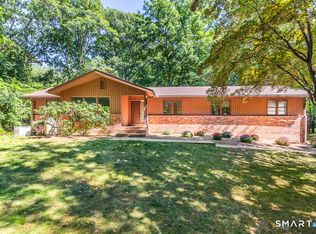 14 Mitchell Lane, Woodbridge, CT 06525