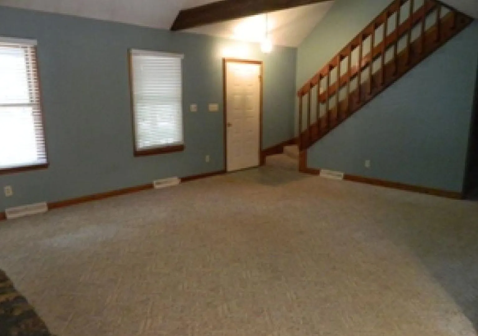 3 Bedroom House in Forest — Photo 4