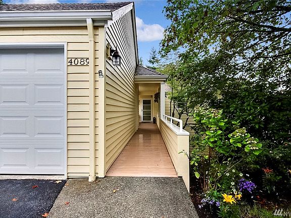 4th image of 4089 223rd Pl SE #2019