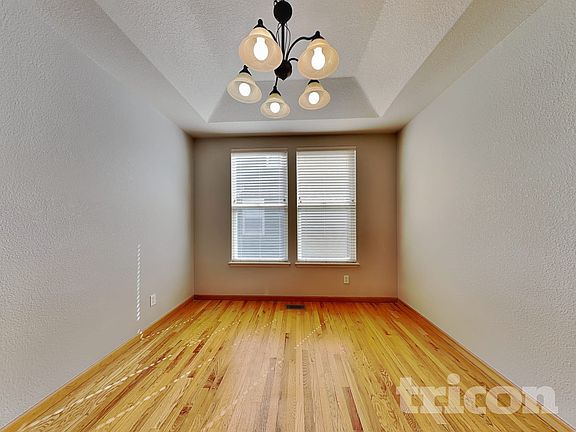 4th image of 4981 Mount Cameron Dr
