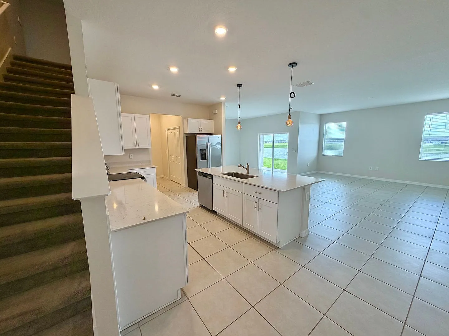 Spacious Townhome with Seaire Lagoon Access & Water View! — Photo 3