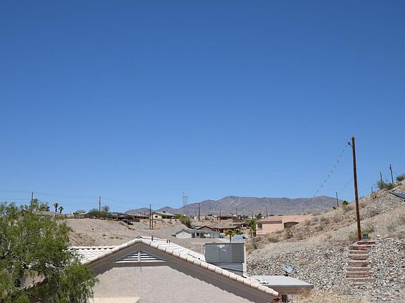 5th image of 3210 Crestview Dr Lot 37