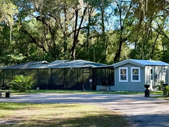 484 SE Alfred Markham St, Lake City, FL 32025