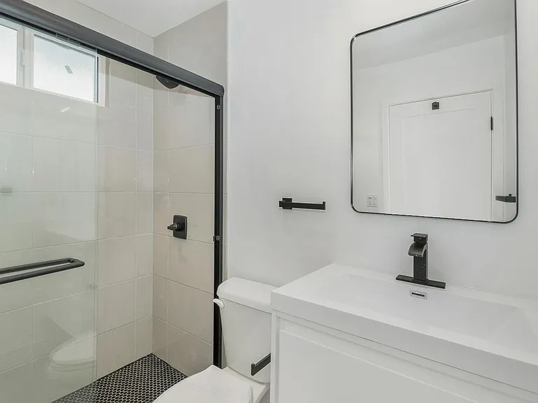 2452 1/2 Boulder St #2452 — Photo 9