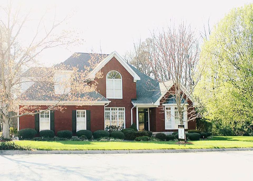 1st image of 105 River Forest Ln