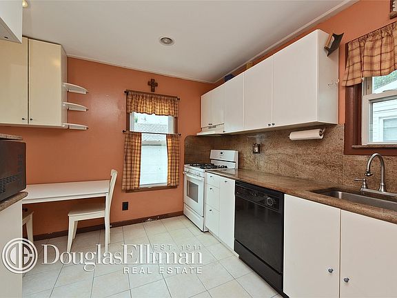 5th image of 8916 Gettysburg St
