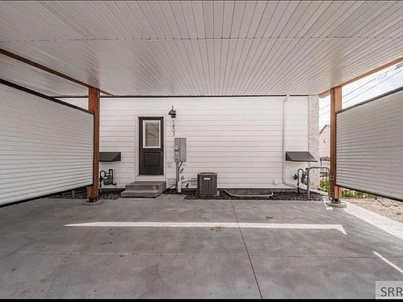 3rd image of 1457 Fremont Ave