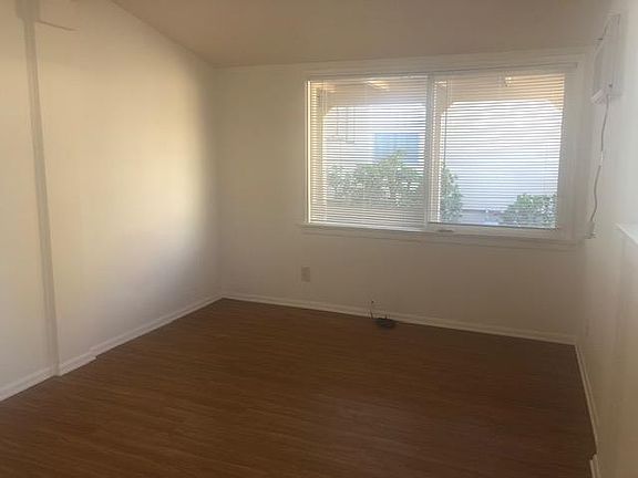 2nd image of 7332 Alabama Ave