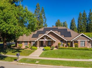 534 E Warwick Ave, Fresno, CA 93720