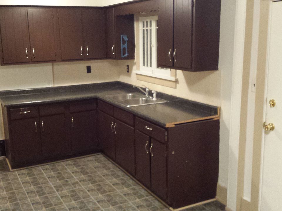 2nd image of 122 Boulevard St