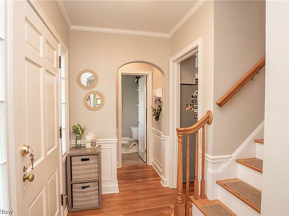 3rd image of 231 Birdwood Rd