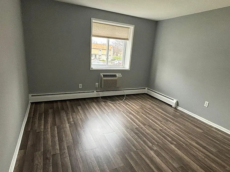 10 Carillon Dr #A — Photo 24