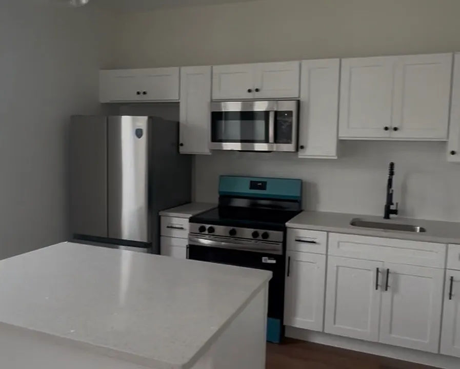 5211 Westminster Ave #2