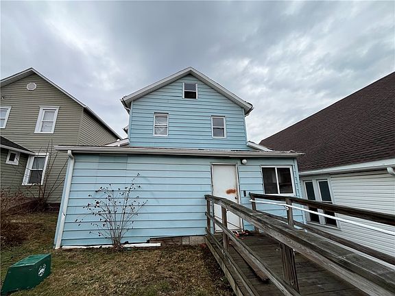 2nd image of 424 Church St