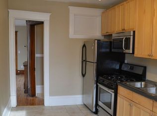 717 W 28th St, Minneapolis, MN 55408