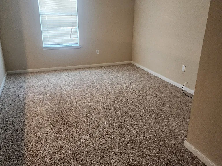 617 Donegal Ln — Photo 18