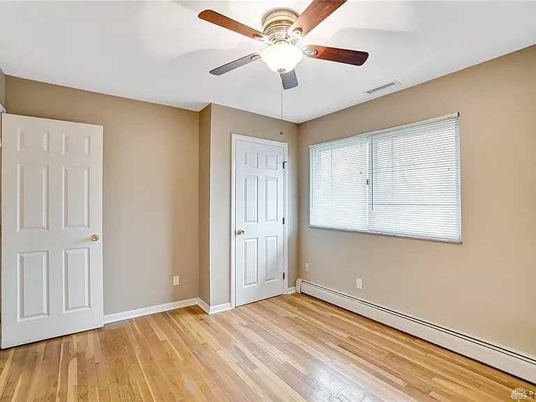 2108 N Fairfield Rd — Photo 25