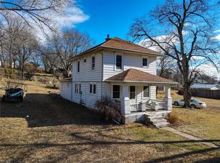 414 Goldengate St, Robinson, KS 66532
