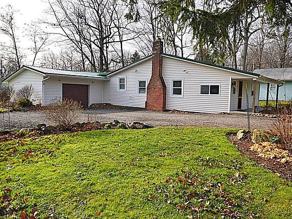 3rd image of 206 Goredon Dr
