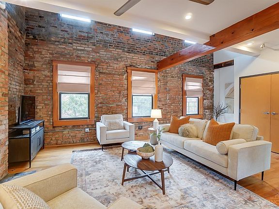 5th image of 1417 Main St Unit 6