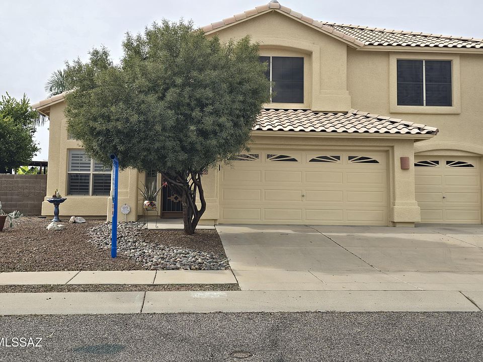 1st image of 860 S Lucinda Dr