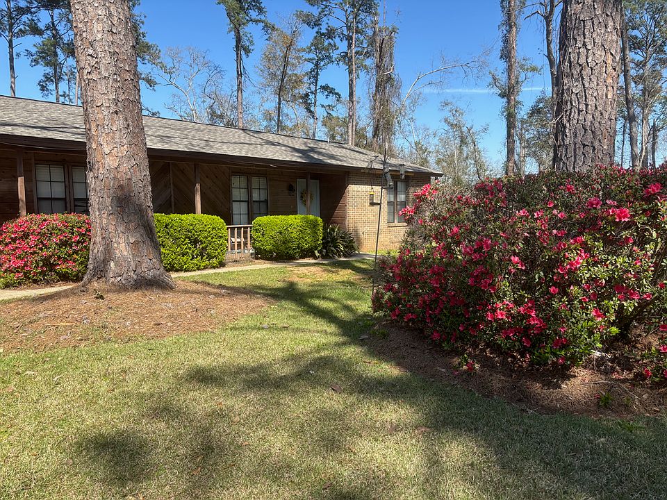 1st image of 2329 Barcelona Ct