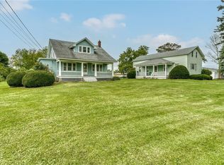 1065 & 1067 Shoecraft Rd, Webster, NY 14580