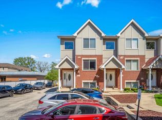 7222 W 83rd St, Bridgeview, IL 60455