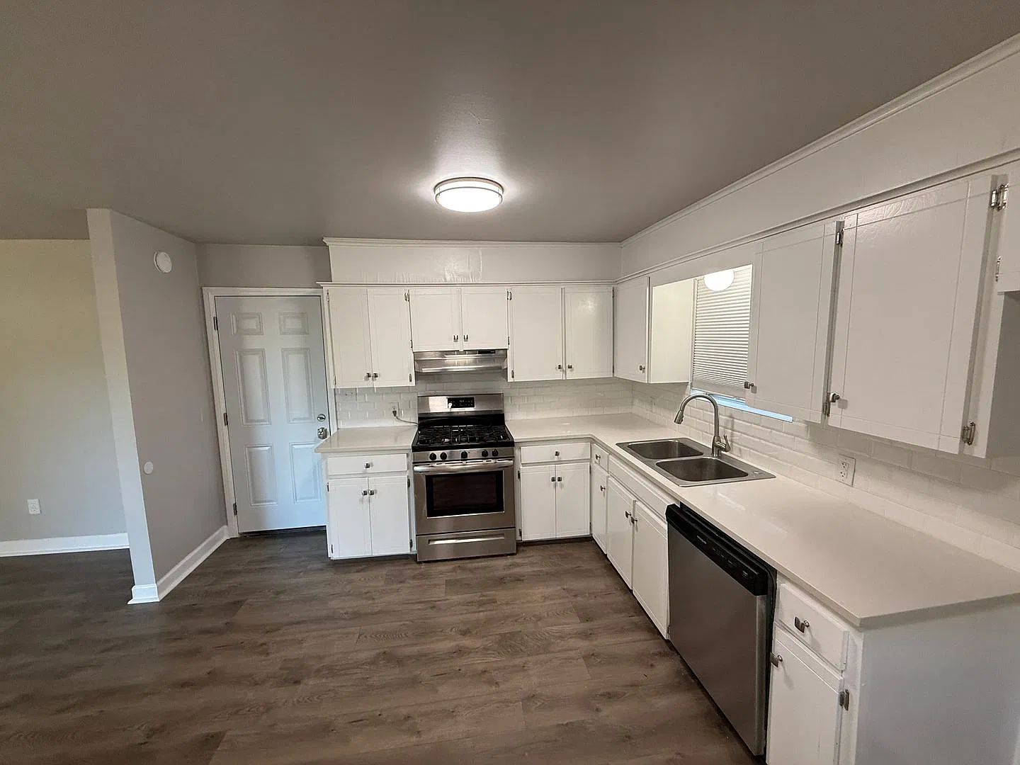 Charming 3 Bedroom in Broken Arrow — Photo 4