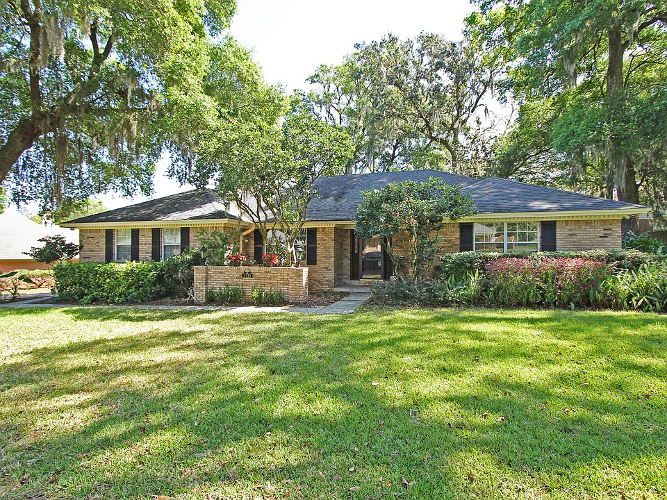 1st image of 3713 Manor Oaks Dr