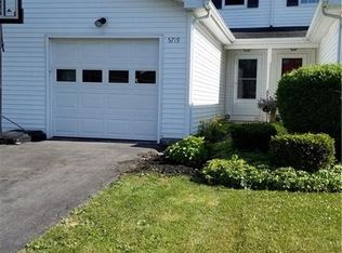 5719 Running Brook Rd, Farmington, NY 14425