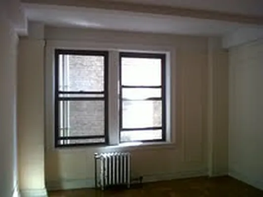 Rented by City Connections Realty | media 20