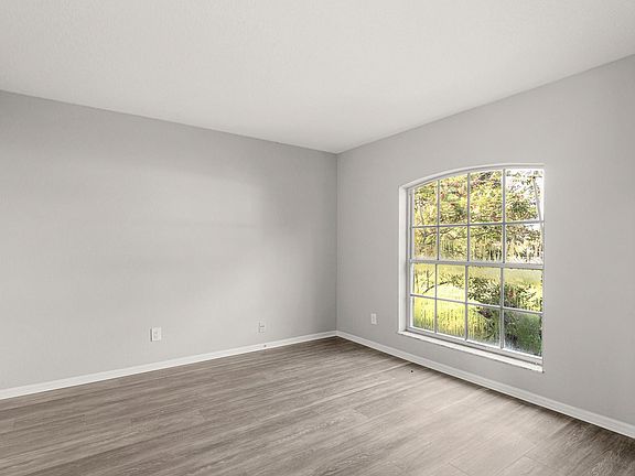 4th image of 3973 SW Wycoff Street