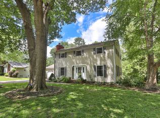 1855 E Camino Alto St, Springfield, MO 65804