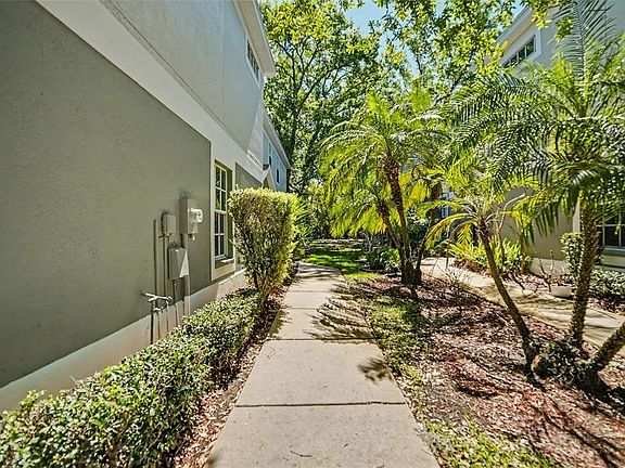 4th image of 2431 EARLSWOOD COURT