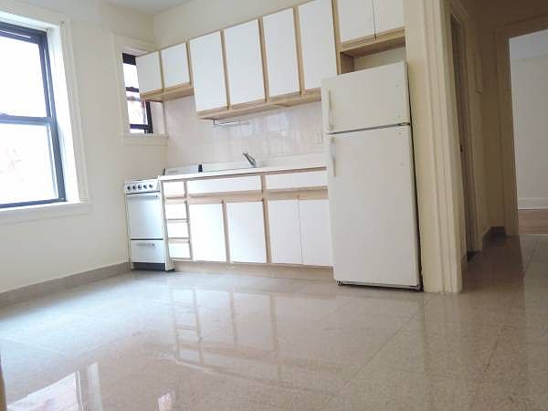 1st image of 2267 35th St APT 1D