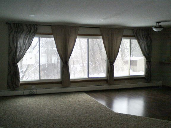5th image of 612 1st St N