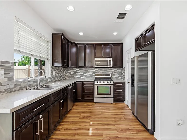 10294 Scripps Poway Pkwy #5 — Photo 10