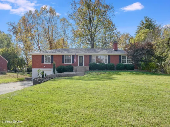 9713 Nordic Dr, Louisville, KY 40272