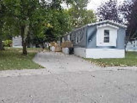 2nd image of 2519 Estabrook Dr