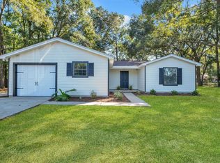 1865 Raymond Tucker Rd, Tallahassee, FL 32311