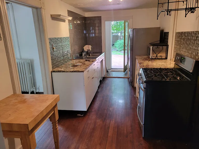 361 Hamilton St — Photo 18