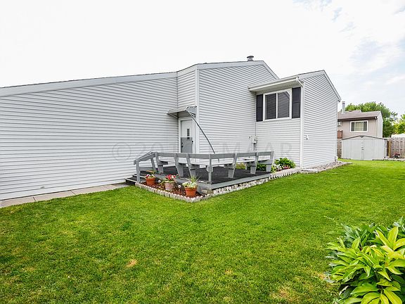 3rd image of 2149 2nd Ave E