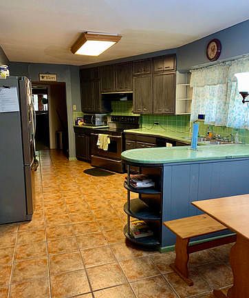 3rd image of 144 Rilla Vista Dr