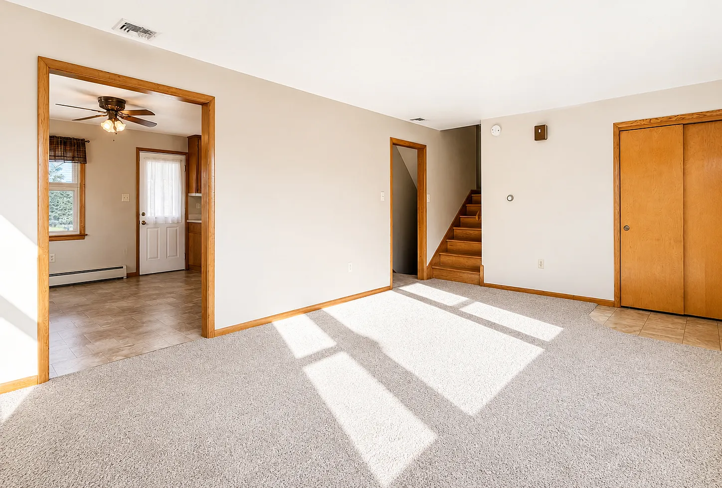 3 bed, 1450 sqft, $2,095 — Photo 4