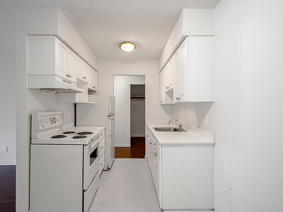 2nd image of 254 3rd St W #203
