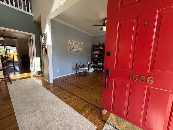 3rd image of 1536 Palisade Blvd